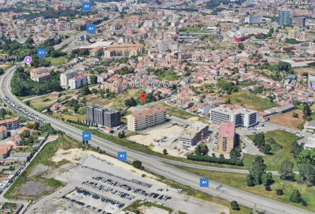 Terreno para Venda em Santa Marinha e São Pedro da Afurada Foto 1