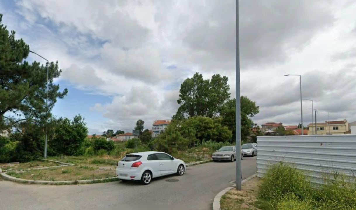 Terreno para Venda em Santa Marinha e São Pedro da Afurada Foto 2