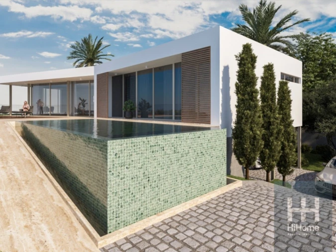 Moradia T4 para Venda em Funchal (Santa Maria Maior)