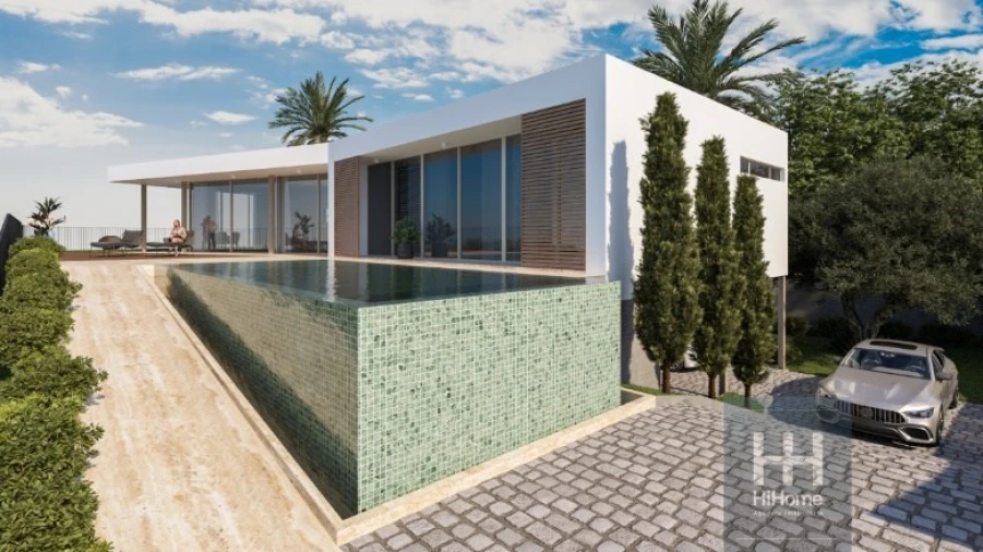 Moradia T4 para Venda em Funchal (Santa Maria Maior) Foto 2