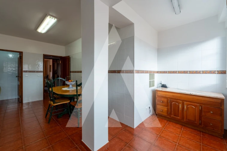 Moradia T5 para Venda em Alcabideche Foto 15
