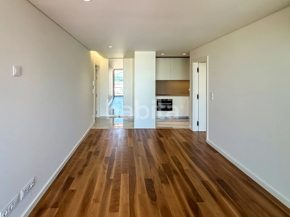 Apartamento T1 para Arrendamento em Mafamude e Vilar do Paraíso Foto 10