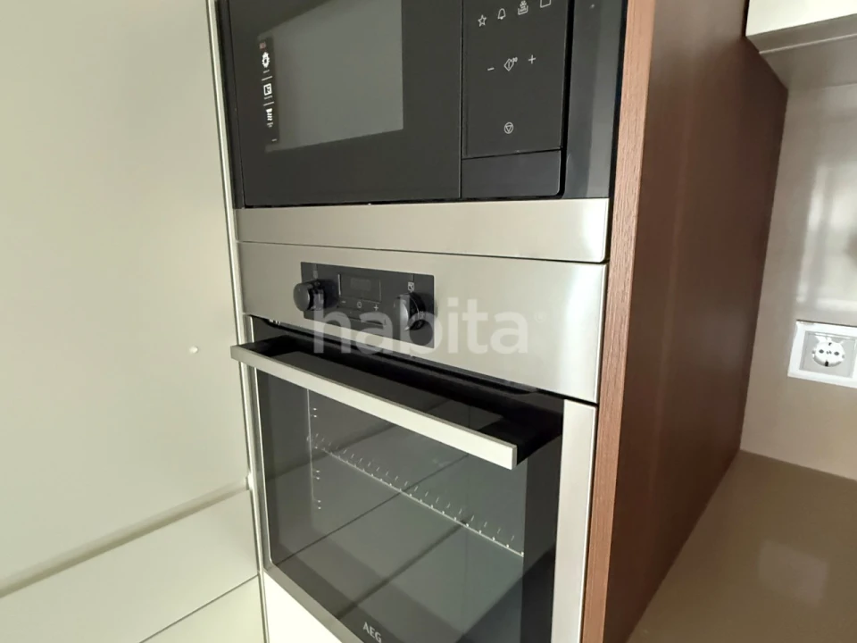 Apartamento T1 para Arrendamento em Mafamude e Vilar do Paraíso Foto 11