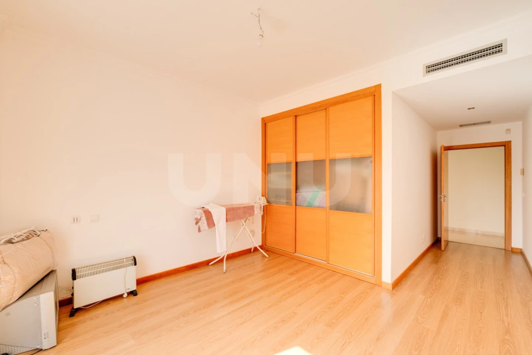 Quinta T9 para Venda em Vila Nova da Baronia Foto 32