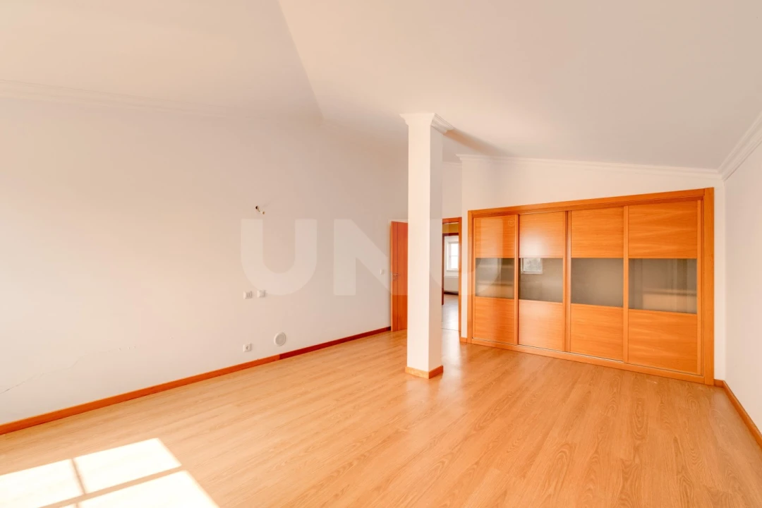 Quinta T9 para Venda em Vila Nova da Baronia Foto 57