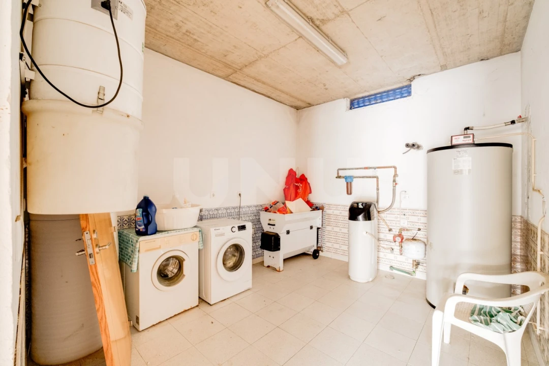 Quinta T9 para Venda em Vila Nova da Baronia Foto 67