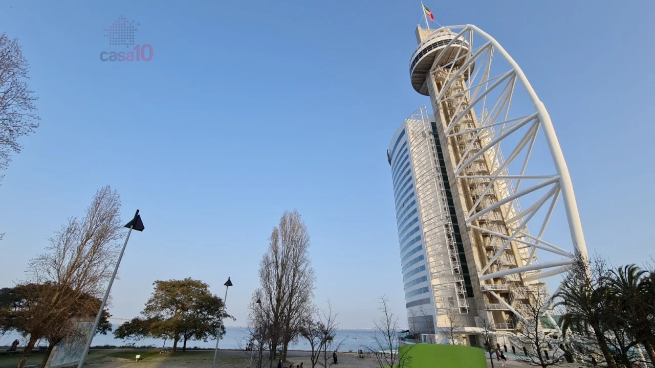 Loja para Venda em Parque das Nações Foto 4