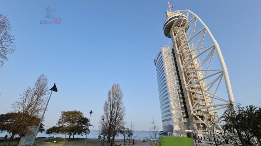 Loja para Venda em Parque das Nações Foto 4