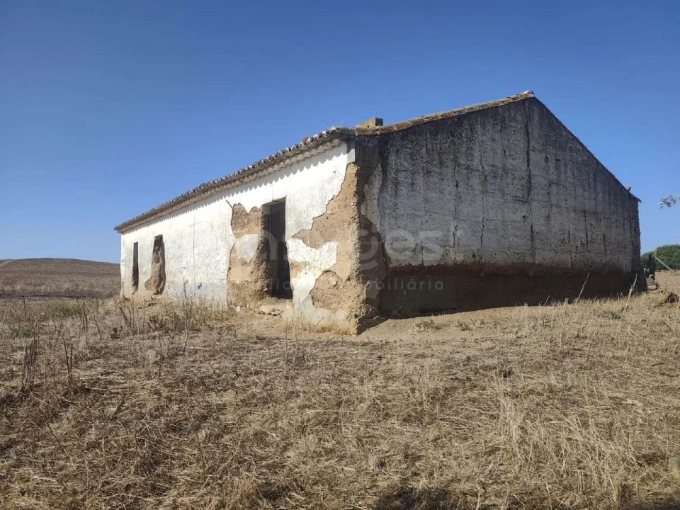 Quinta T1 para Venda em Aljustrel e Rio de Moinhos Foto 1