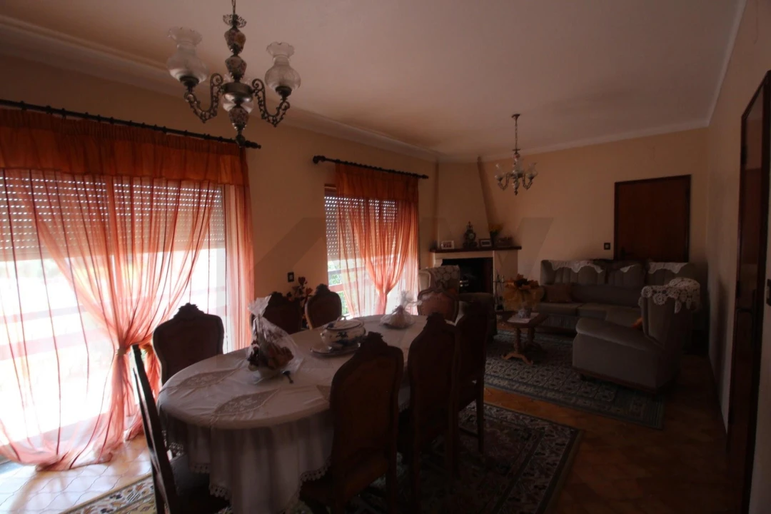 Moradia T4 para Venda em Paião Foto 16