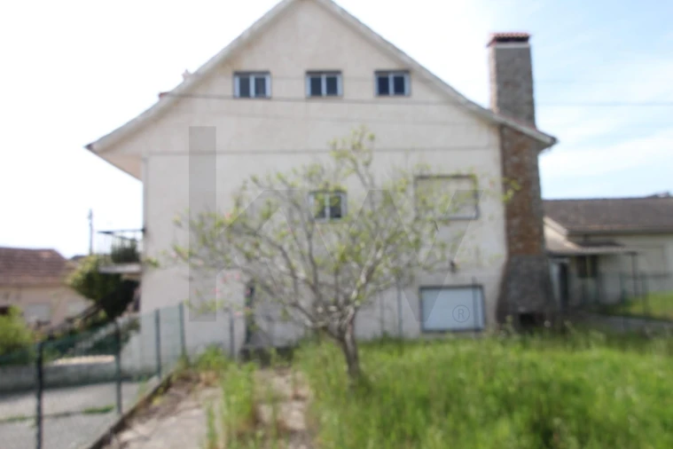 Moradia T4 para Venda em Paião Foto 3