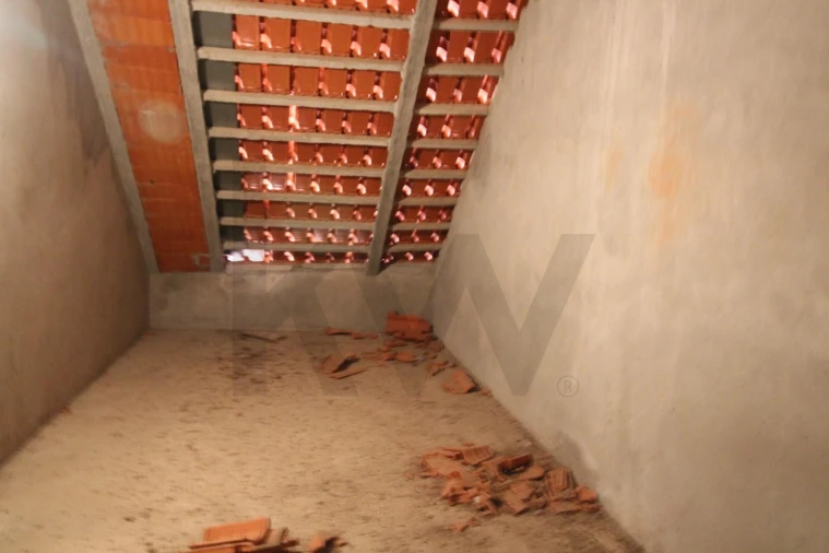 Moradia T4 para Venda em Paião Foto 37