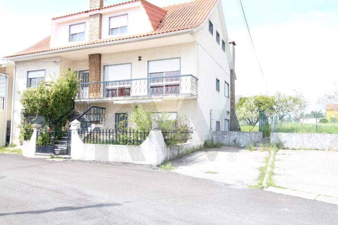 Moradia T4 para Venda em Paião Foto 2