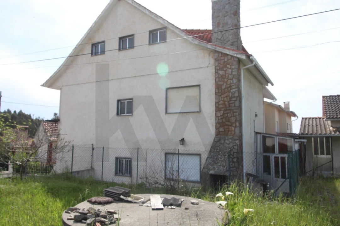 Moradia T4 para Venda em Paião Foto 10