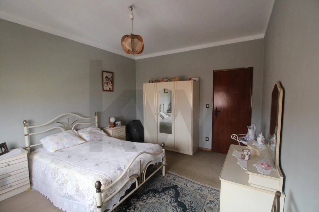 Moradia T4 para Venda em Paião Foto 49