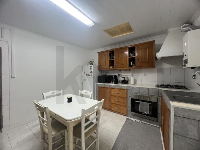 Moradia T1 para Venda em Ribeirinha Foto 7