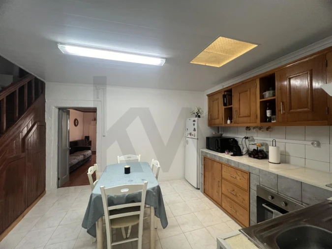 Moradia T1 para Venda em Ribeirinha Foto 9