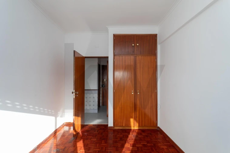 Apartamento T1 para Venda em Costa da Caparica Foto 22