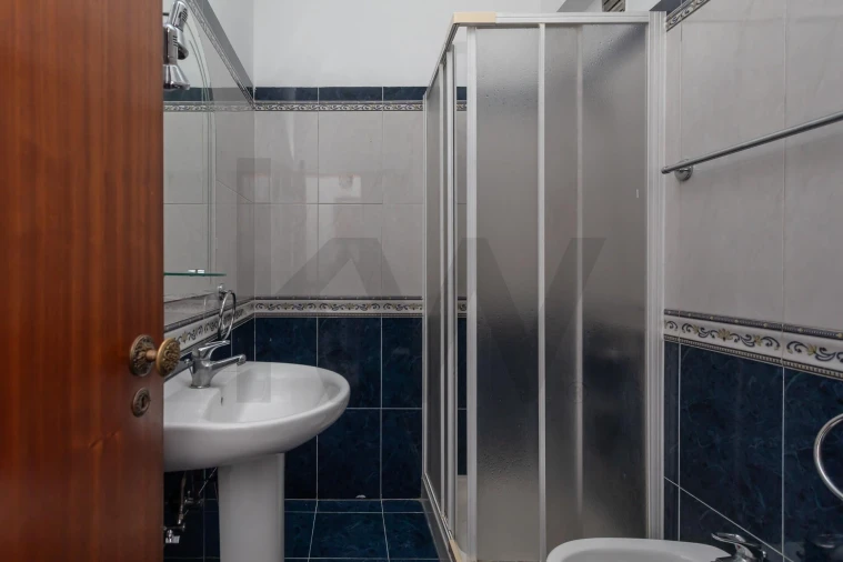 Apartamento T1 para Venda em Costa da Caparica Foto 27