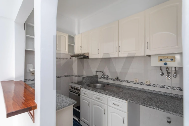 Apartamento T1 para Venda em Costa da Caparica Foto 9