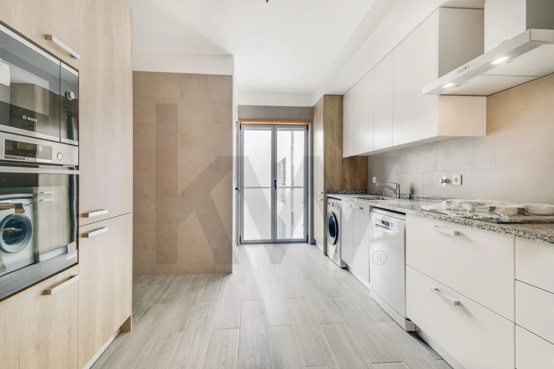 Apartamento T2 para Venda em São Domingos de Benfica Foto 4