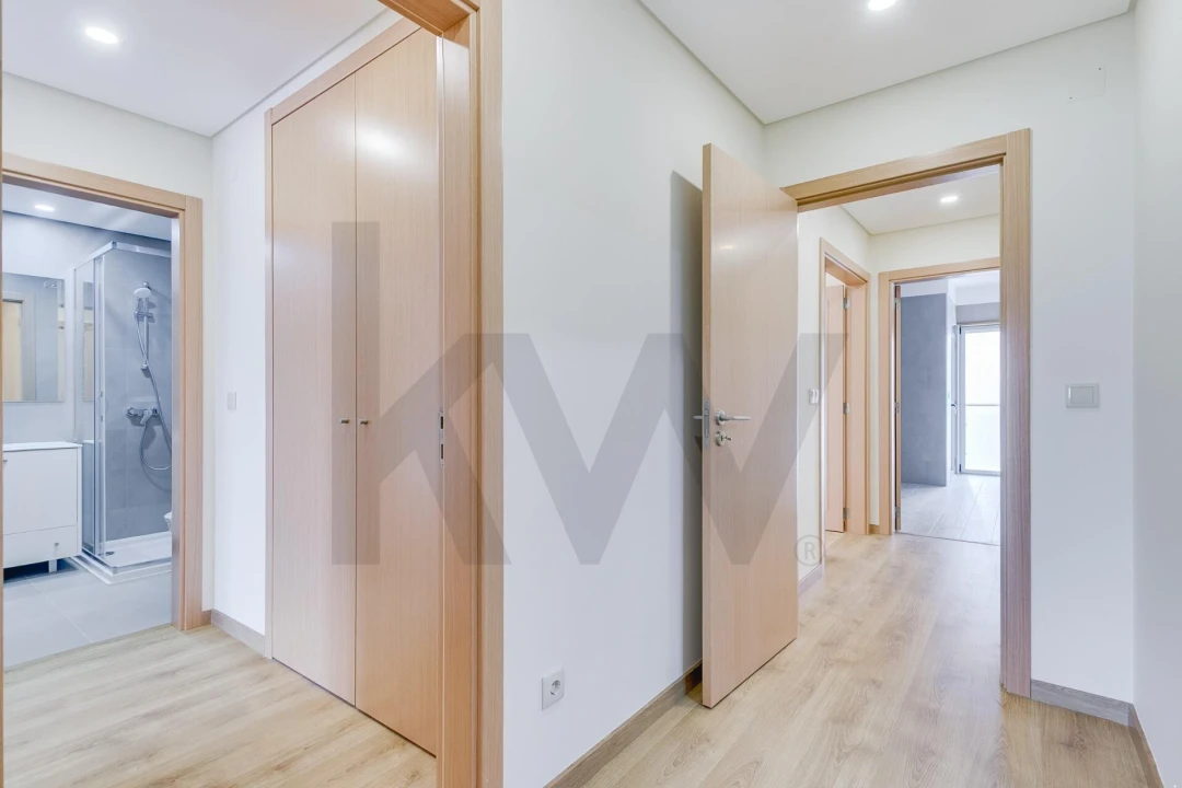 Apartamento T2 para Venda em São Domingos de Benfica Foto 16
