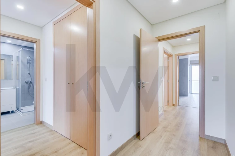 Apartamento T2 para Venda em São Domingos de Benfica Foto 16