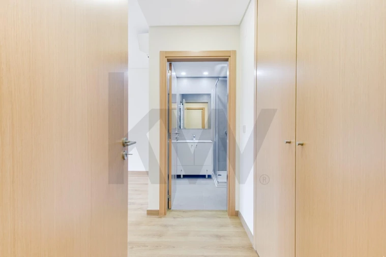 Apartamento T2 para Venda em São Domingos de Benfica Foto 17