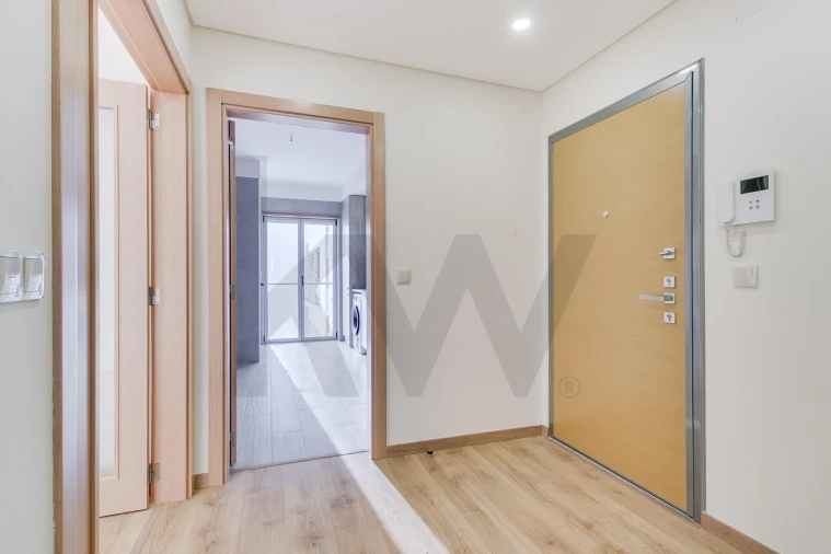 Apartamento T2 para Venda em São Domingos de Benfica Foto 3