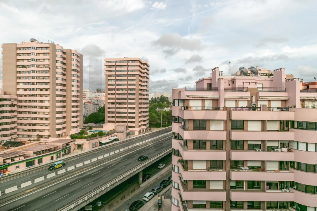 Apartamento T2 para Venda em São Domingos de Benfica Foto 24