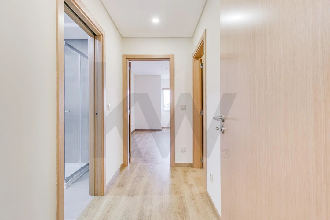 Apartamento T2 para Venda em São Domingos de Benfica Foto 11