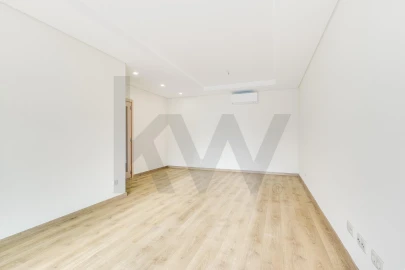 Apartamento T2 para Venda em São Domingos de Benfica