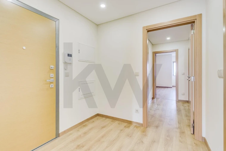 Apartamento T2 para Venda em São Domingos de Benfica Foto 10