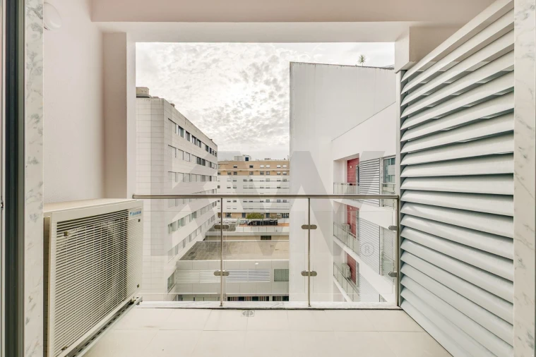 Apartamento T2 para Venda em São Domingos de Benfica Foto 9