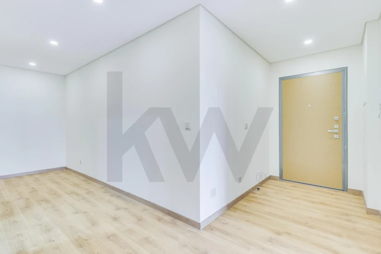 Apartamento T3 para Venda em São Domingos de Benfica Foto 20