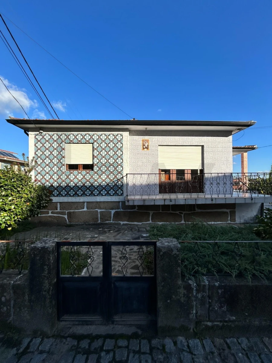 Moradia T4 para Venda em Sanfins Lamoso Codessos Foto 1