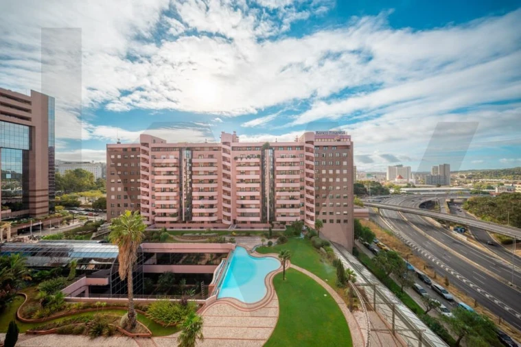 Apartamento T2 para Venda em São Domingos de Benfica Foto 1