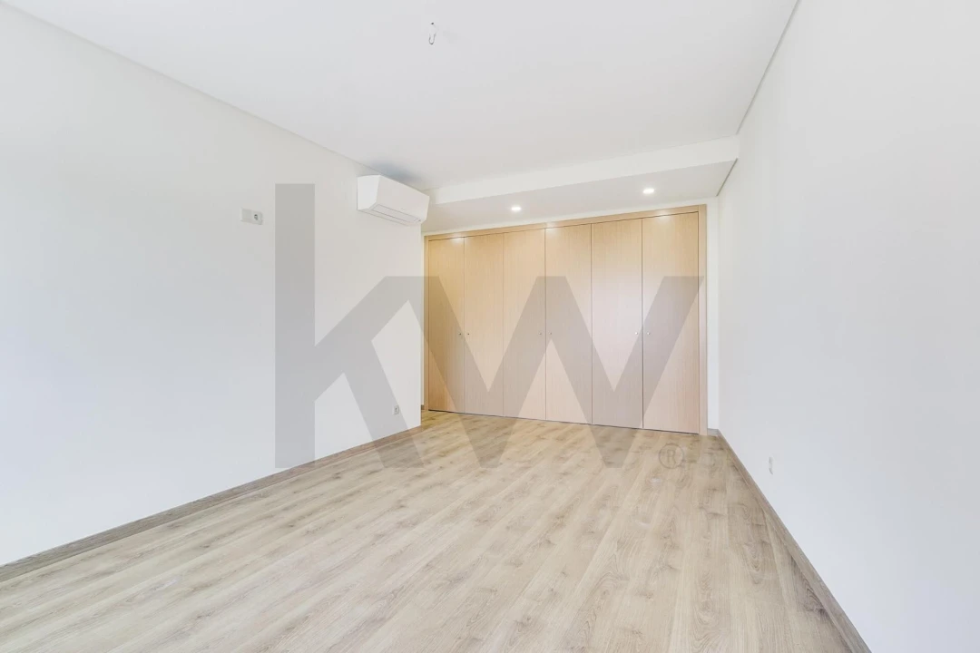 Apartamento T3 para Venda em São Domingos de Benfica Foto 7