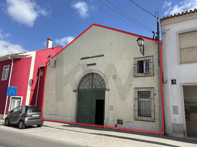 Armazém para Venda em Riachos