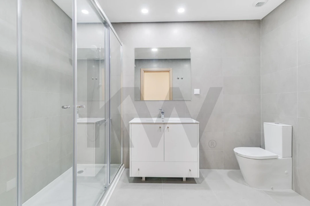 Apartamento T3 para Venda em São Domingos de Benfica Foto 17