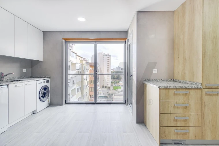 Apartamento T3 para Venda em São Domingos de Benfica Foto 29