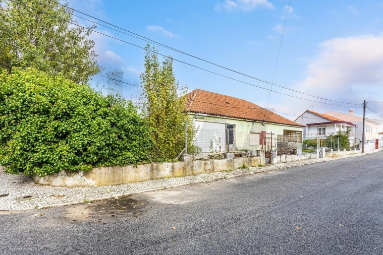 Moradia T4 para Venda em Algueirão-Mem Martins Foto 4