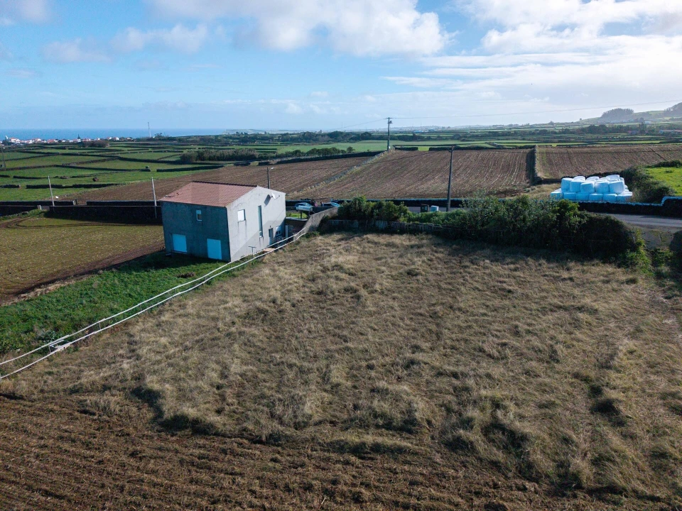 Terreno para Venda em Agualva Foto 6