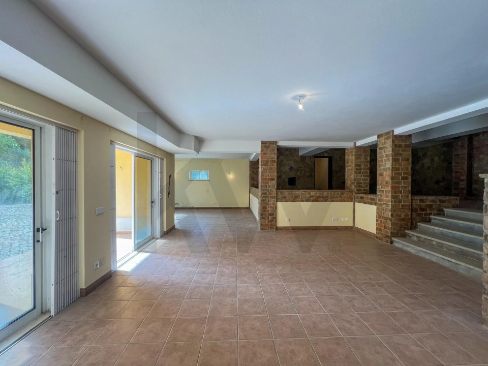 Moradia T4 para Venda em Santa Barbara de Nexe Foto 67
