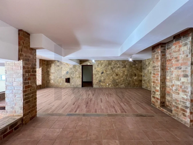 Moradia T4 para Venda em Santa Barbara de Nexe Foto 65