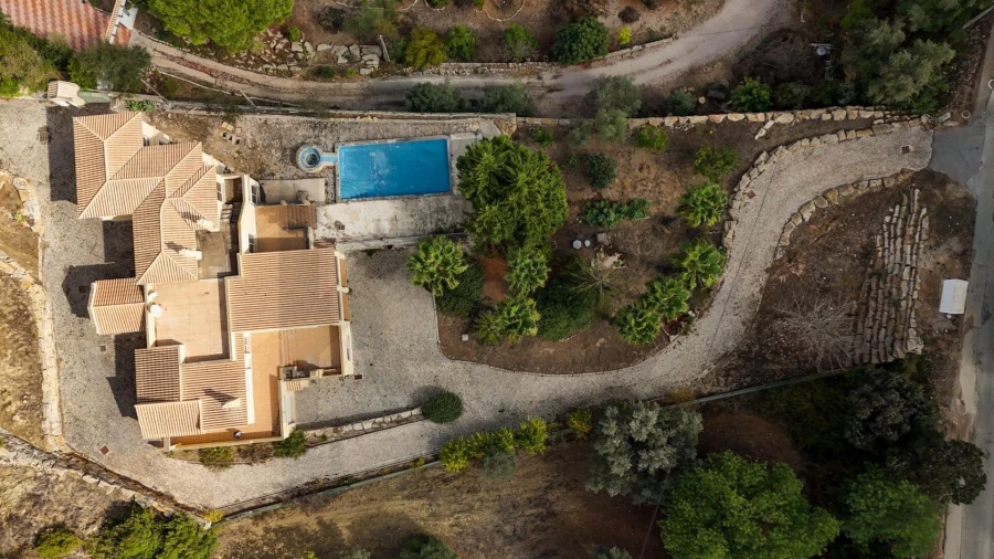 Moradia T4 para Venda em Santa Barbara de Nexe Foto 75