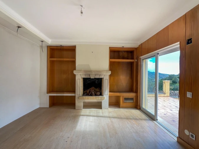 Moradia T4 para Venda em Santa Barbara de Nexe Foto 26