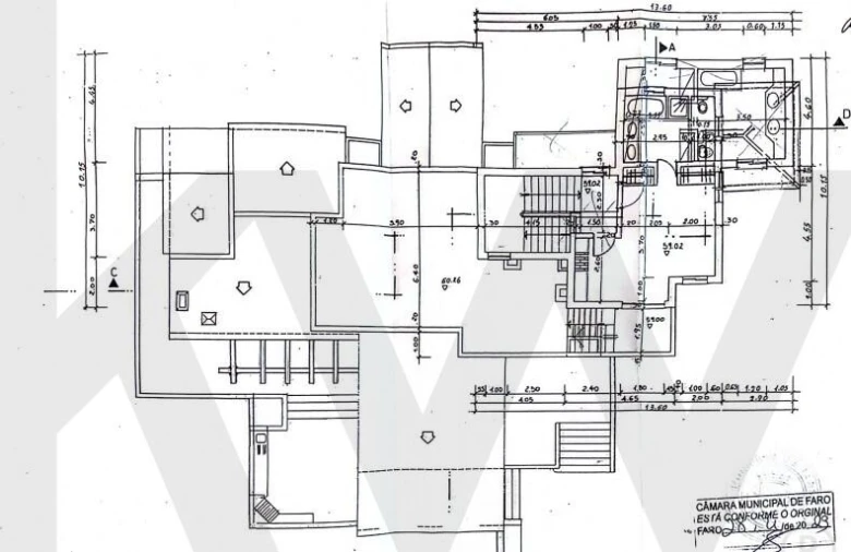 Moradia T4 para Venda em Santa Barbara de Nexe Foto 77
