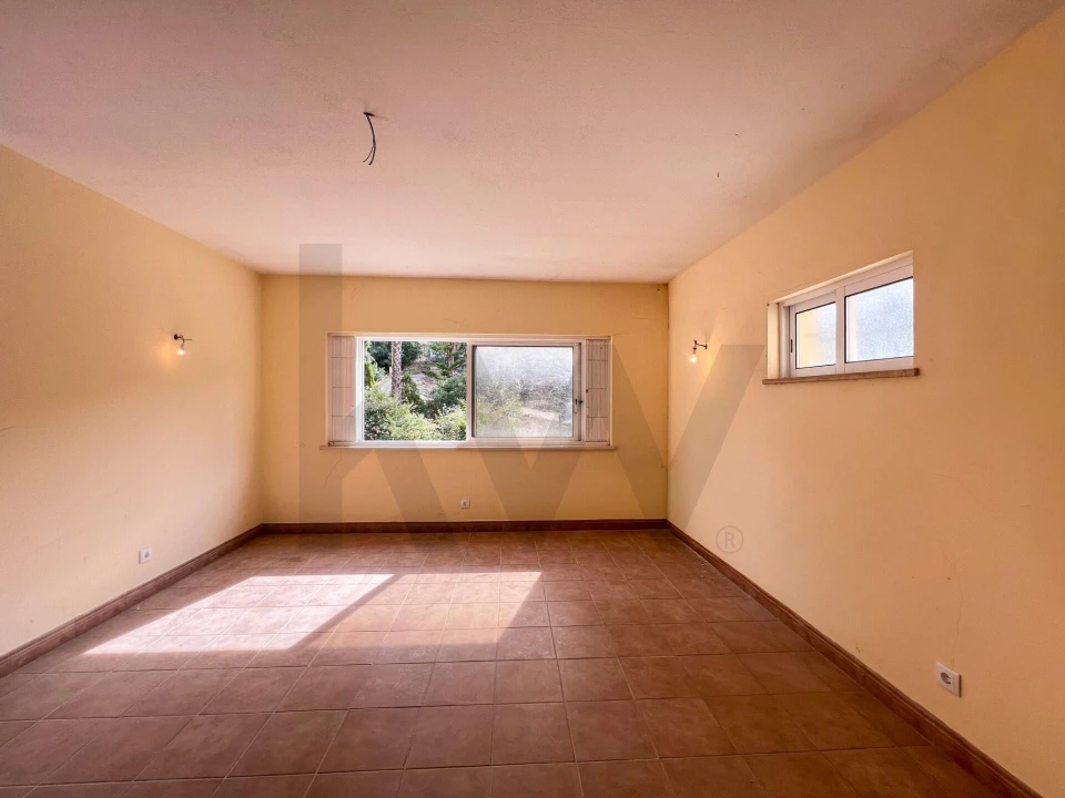 Moradia T4 para Venda em Santa Barbara de Nexe Foto 50