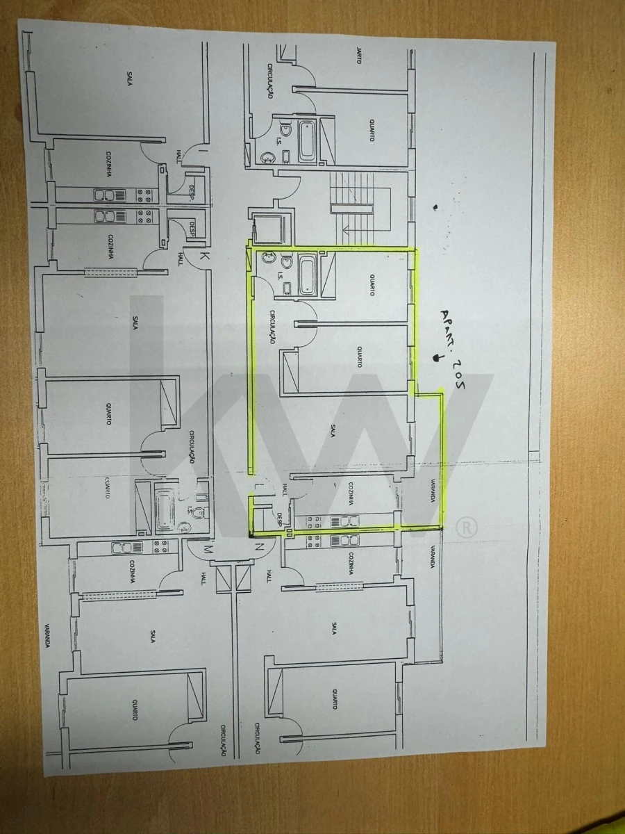 Apartamento T2 para Venda em Quelfes Foto 37